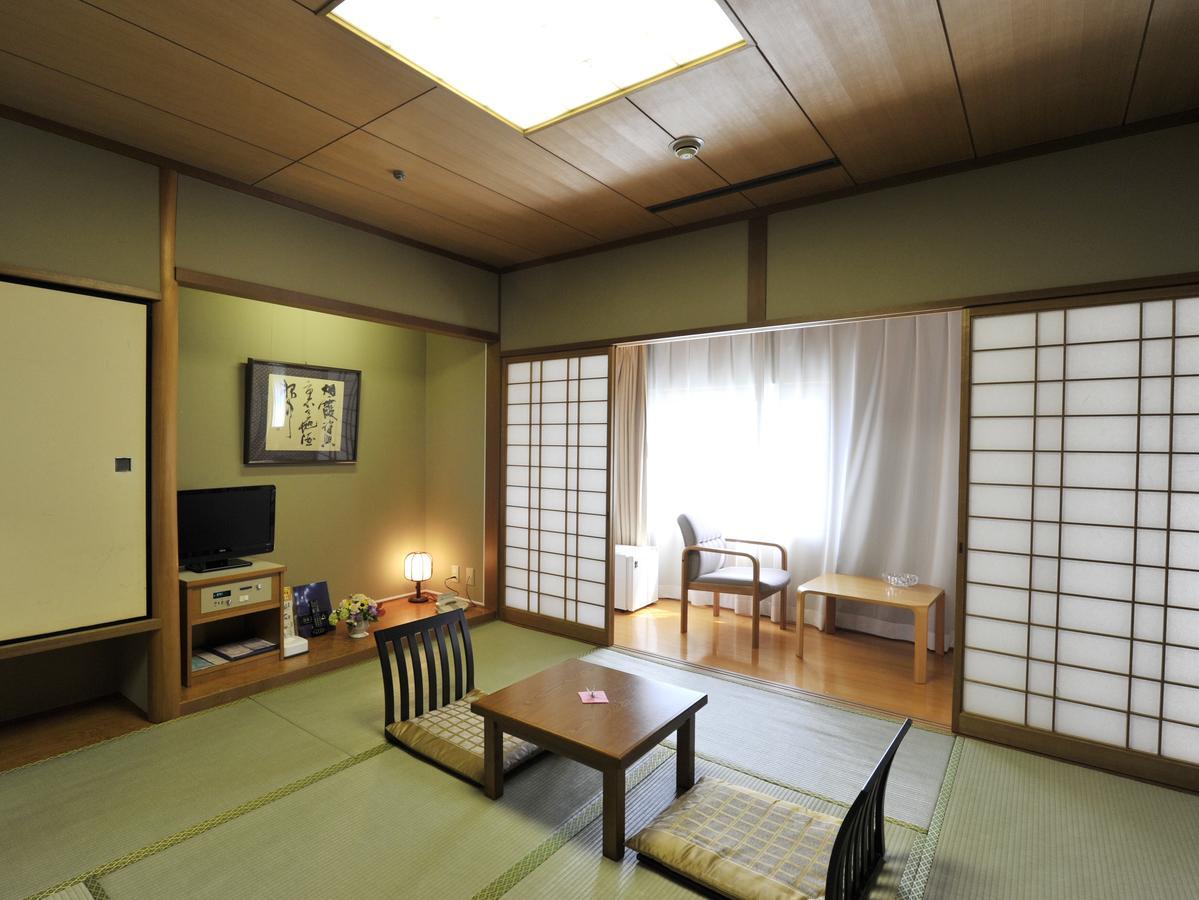 Fukuoka Recent Hotel Extérieur photo